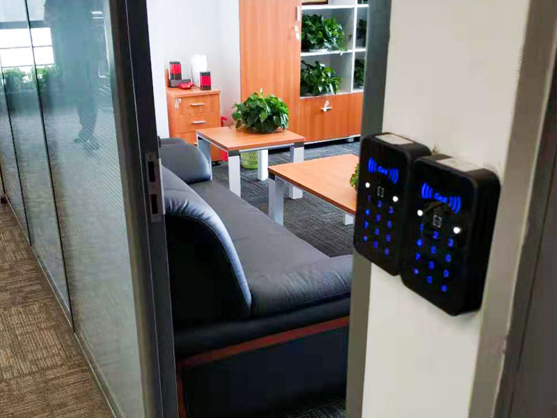 二維碼門禁產品案例圖一 二維碼門禁產品案例圖一